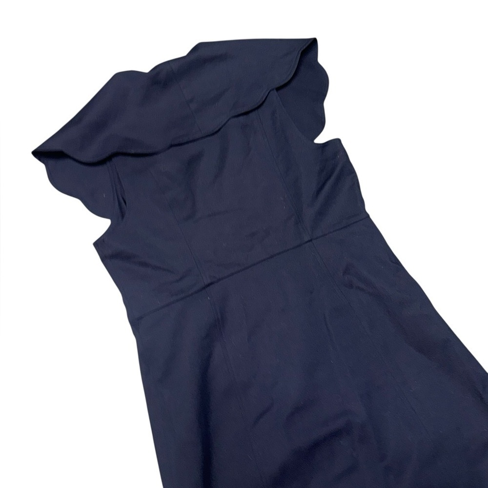 NWT ENGLISH FACTORY navy blue sleeveless Scalloped Structured mini Dress large - Picture 4 of 7